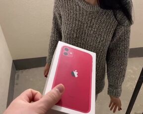 my neighbor gave a blowjob in the stairwell for an iPhone