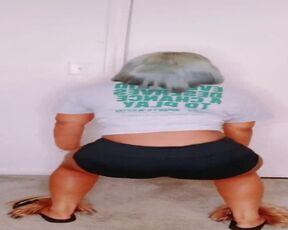 Tik Tok Twerker - waltianag