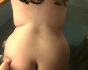 Hot cheating wife anally cuckolding with bull in hot tub, anal pleasure for chubby slut wife as she orgasms on thick coc