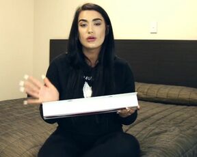 New Zealand Pornstar Koby Wilde Unboxes Sex Toy