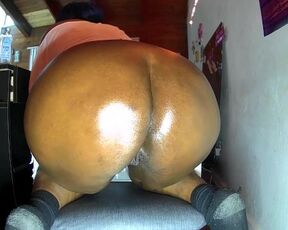 Big ass ebony next door bored