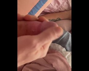 I wake up my stepsister and she gets angry, I cum on my chest, hot morning ????