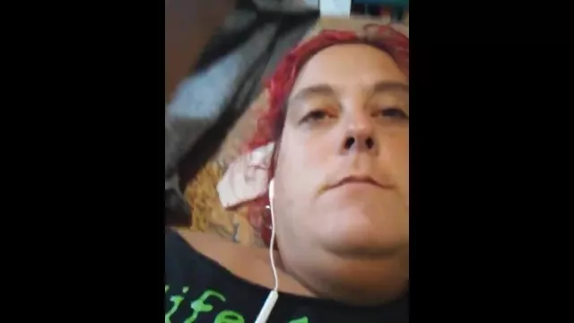 Spun playing with my fat pussy