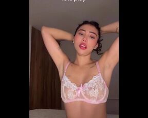 Colombian teen shows petite to help you jerk off